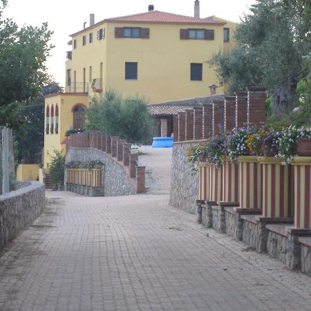 צ'טרארו Azienda Agrituristica Le Terre Di San Leonardo מראה חיצוני תמונה