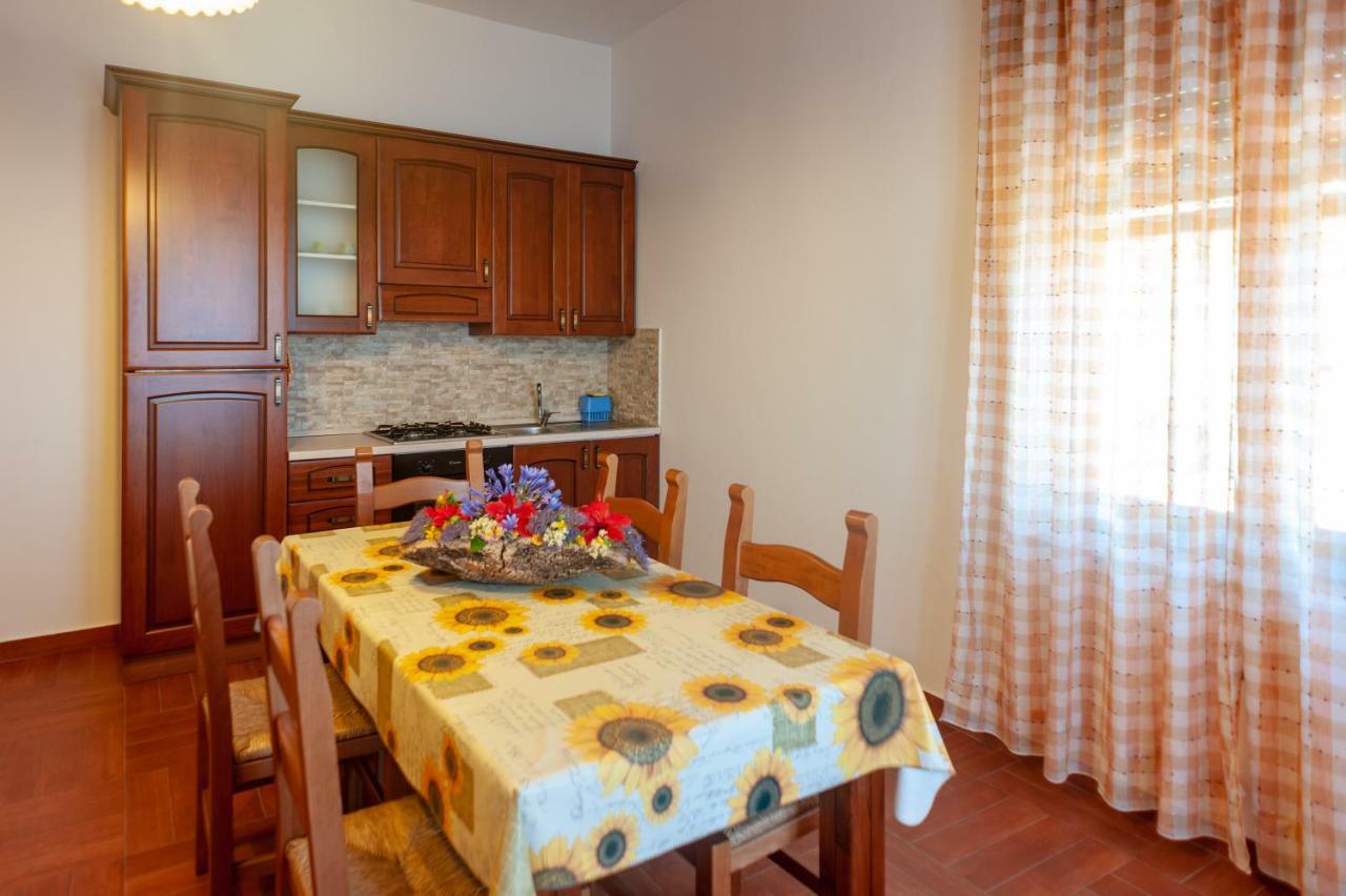 צ'טרארו Azienda Agrituristica Le Terre Di San Leonardo מראה חיצוני תמונה