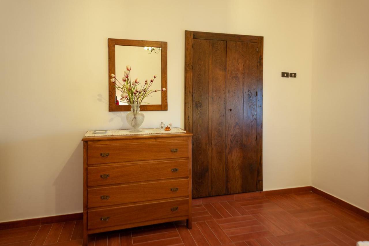 צ'טרארו Azienda Agrituristica Le Terre Di San Leonardo מראה חיצוני תמונה