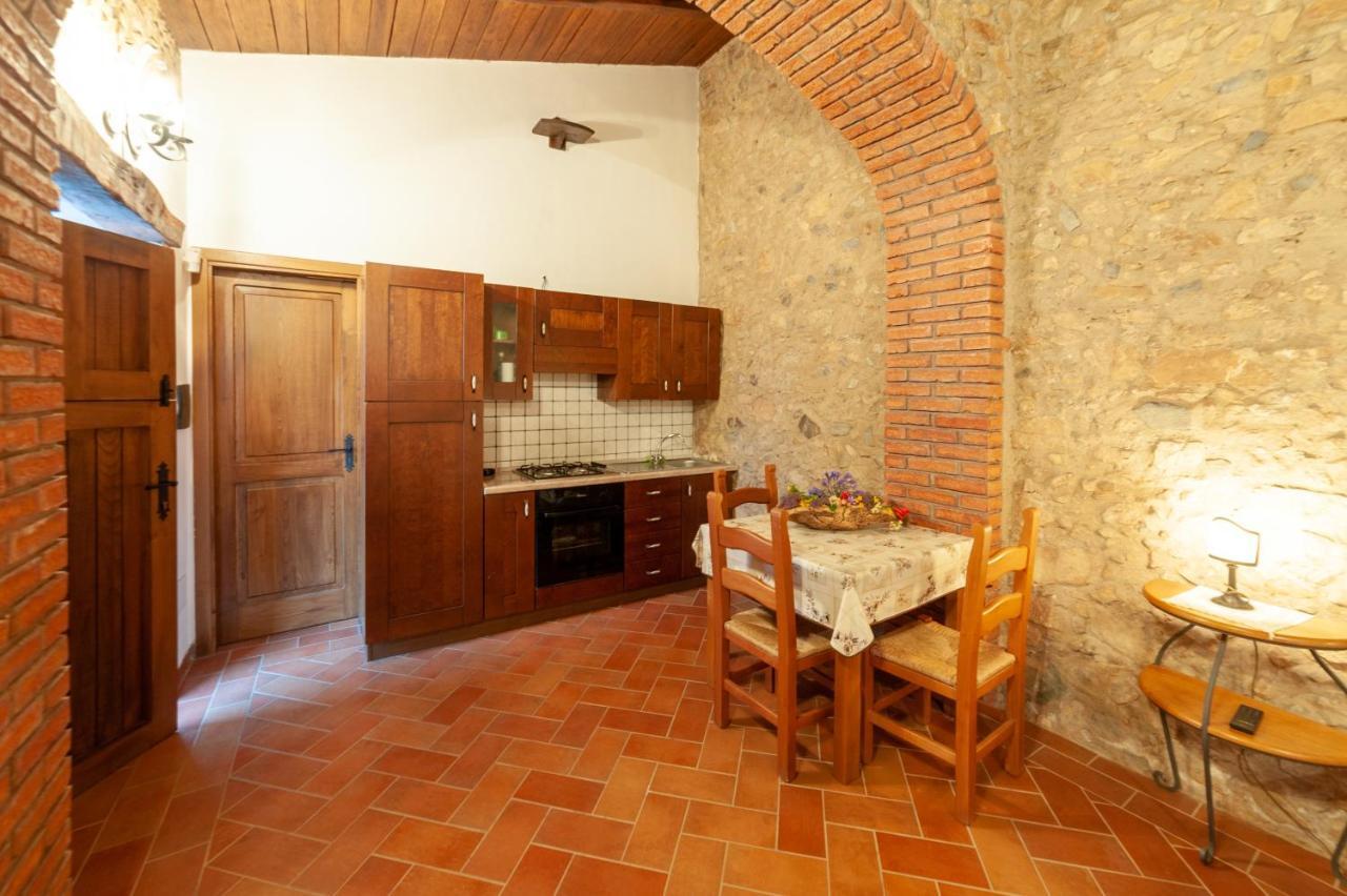 צ'טרארו Azienda Agrituristica Le Terre Di San Leonardo מראה חיצוני תמונה